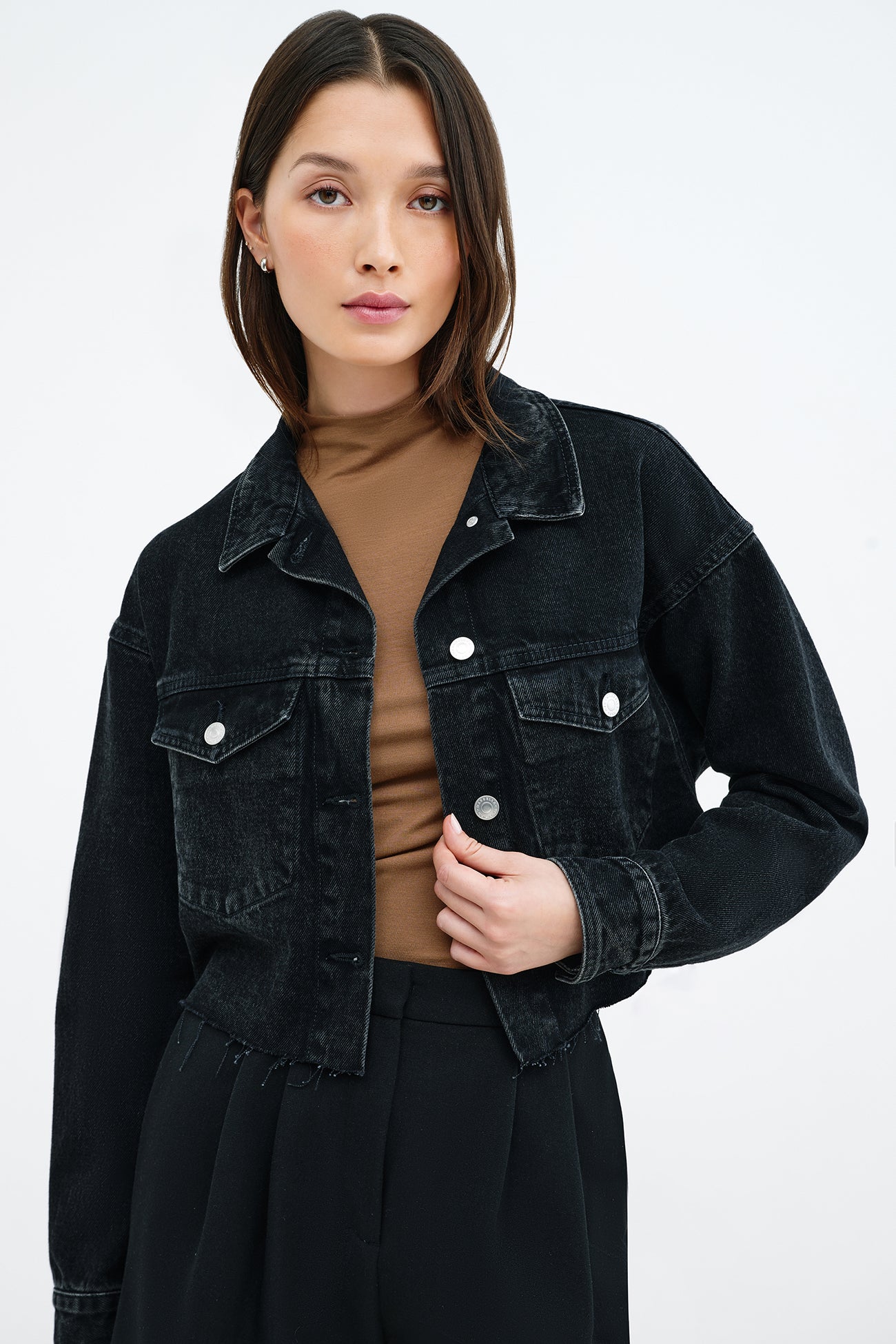 Cropped Denim Jacket w Relaxed Fit - Rockland Denim Jacket | Marcella