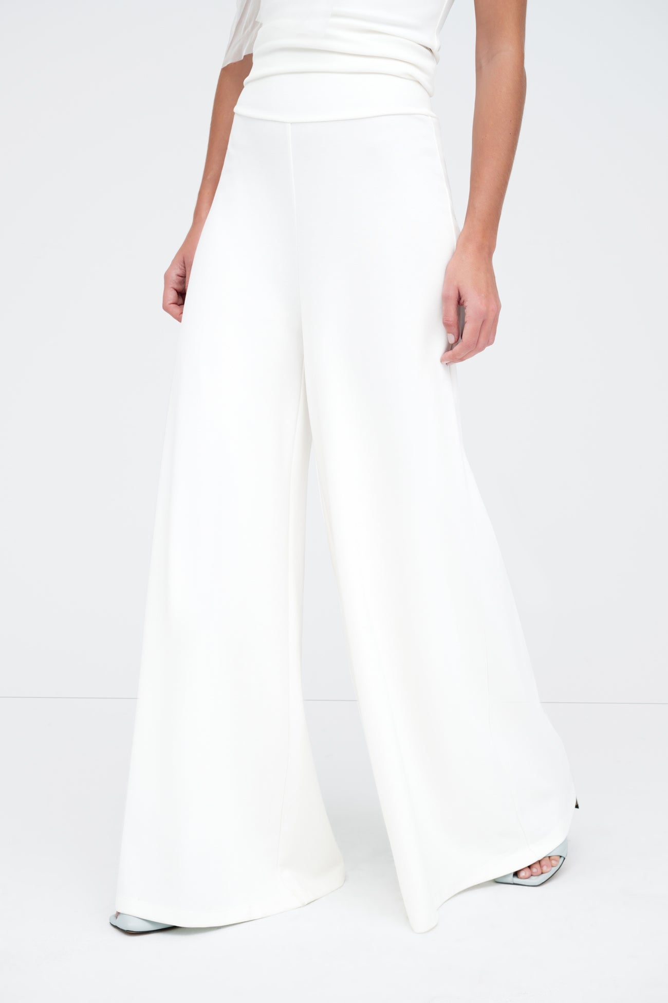 Black Extra-Wide Full-Length - Georgia Pants | Marcella