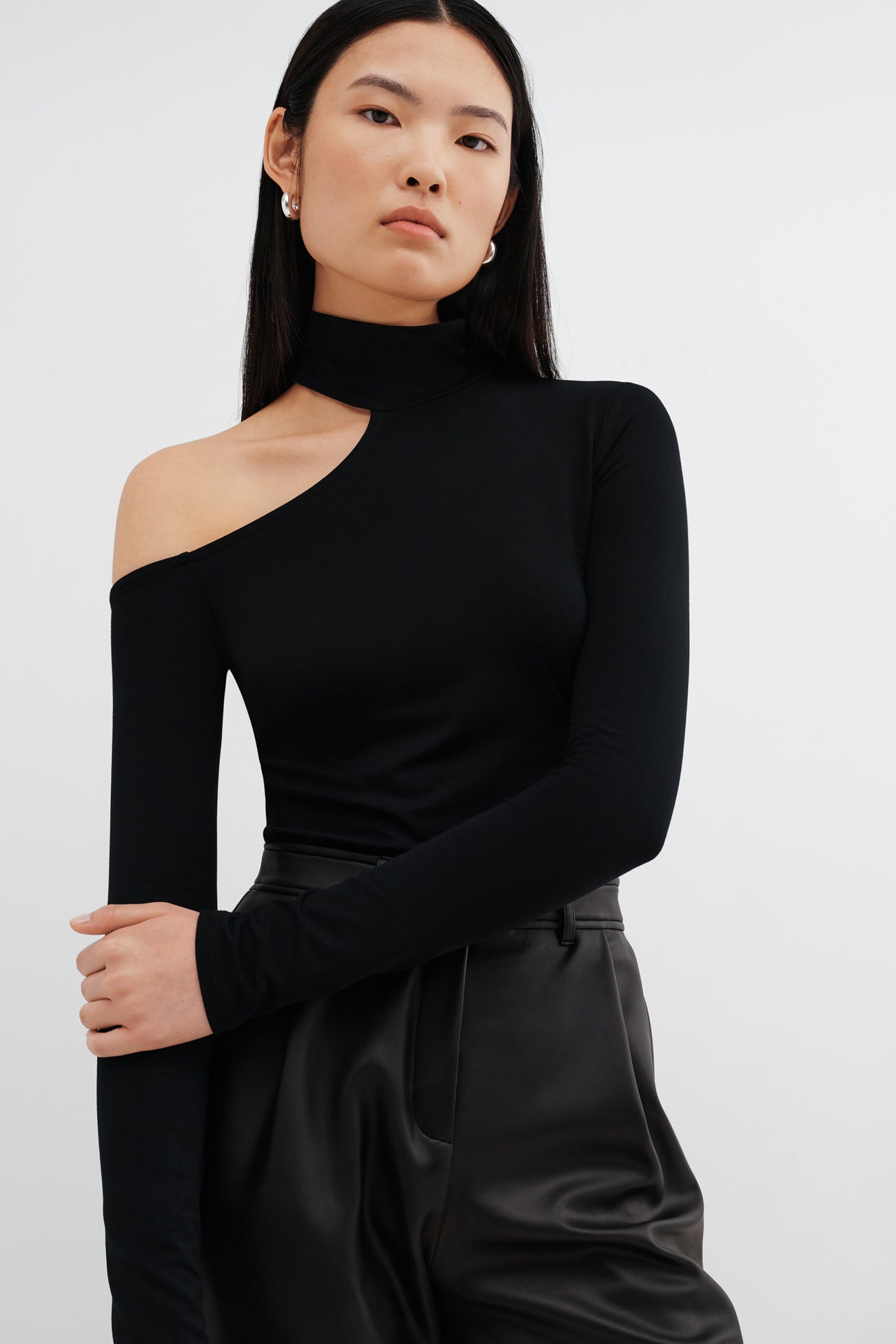 Black Cut Out Top - Evan Top | One Shoulder Long Sleeve Shirt – Marcella