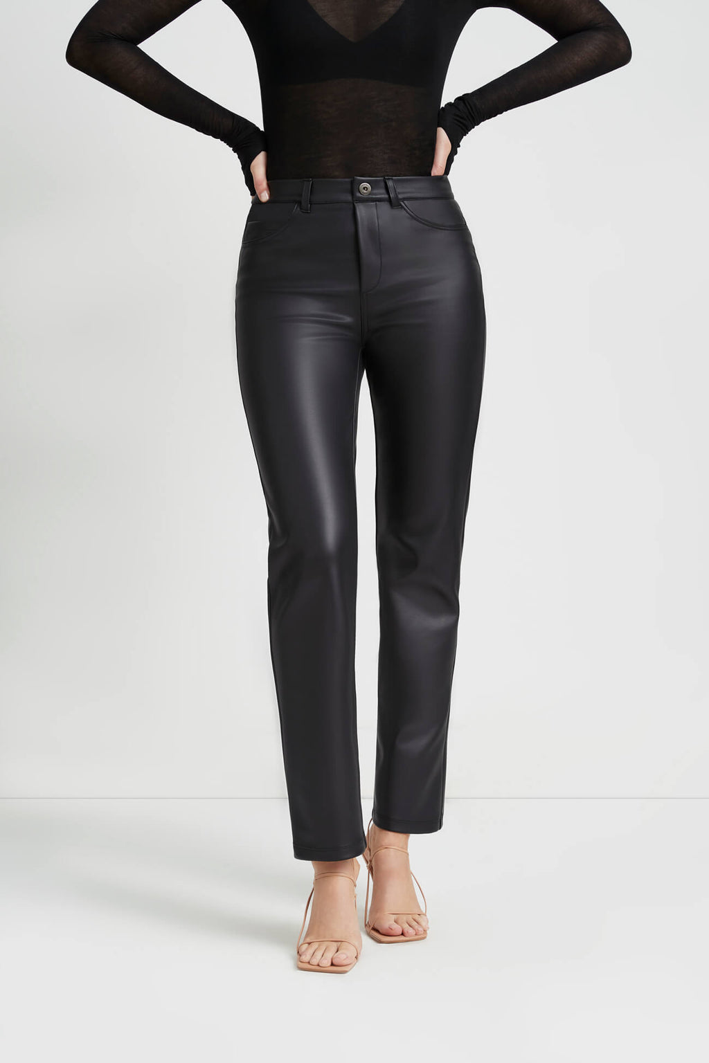 3/4-length faux leather trousers in a straight fit in Black